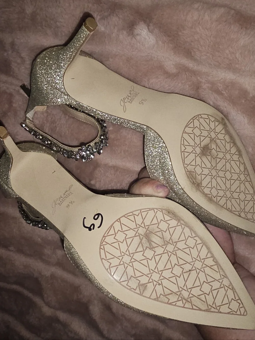JEWEL BADGLEY MISCHKA Raleigh Pointed Toe Bewelled Champagne Kitten Heels - 9.5